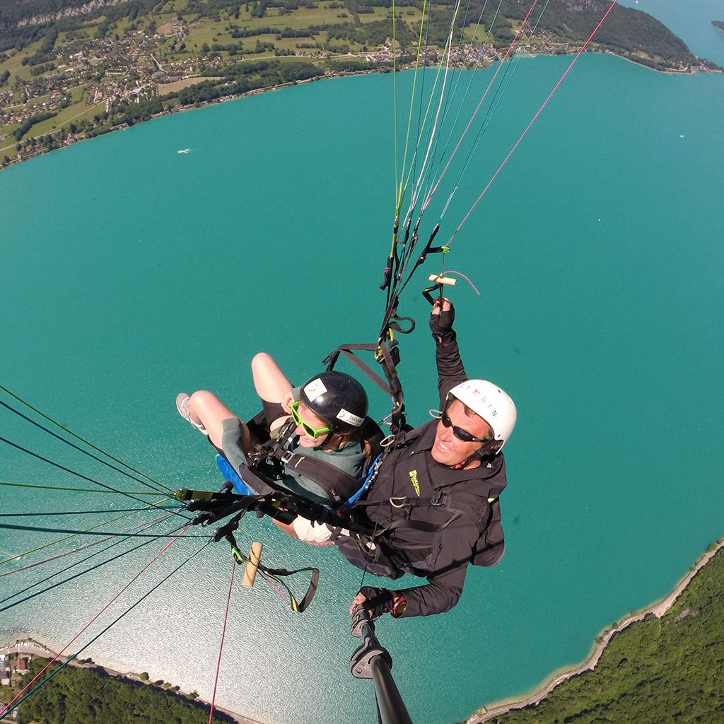 Paragliding tandem flight annecy
